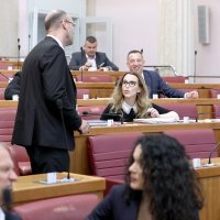 Davor Ivo Stier, Majda Burić