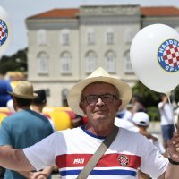 Navijači u fan zoni na splitskoj rivi uoči utakmice Rijeka-Hajduk