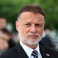 Andrej Plenković i Gordan Jandroković položili su vijenac kod Spomenika domovini