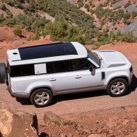 Land Rover Defender 130