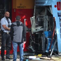 Eksplozija bankomata u Folnegovićevom naselju