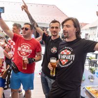 Navijači uoči utakmice Hrvatska - Austrija, Liga nacija, 3.6.2022.