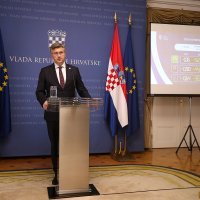 Plenković najavio smanjenje trošarina za gorivo