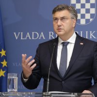 Presica oko mirovina u Vladi