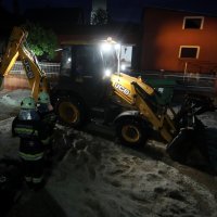 Nevrijeme poharalo Zagorje: Nakon tuče obilna kiša potopila ceste kod Poznanovca
