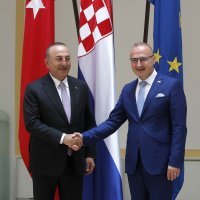 Mevlut Cavusoglu i Gordan Grlić Radman