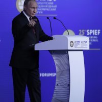 Putin na  Međunarodnom ekonomskom forumu u Sankt Petersburgu