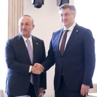 Premijer Plenković primio je ministra vanjskih poslova Republike Turske Mevluta Cavusoglua