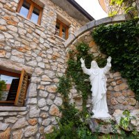 Dvorac kanadskog milijunaša u Međugorju