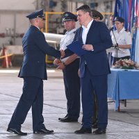 Predsjednik Zoran Milanović sudjelovao je na dodjeli diploma sedmorici pilota HRZ-a