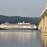 Prvi kurzer prošao ispod Pelješkog mosta