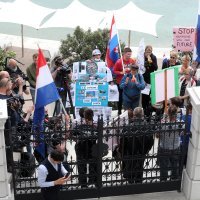 Prosvjed građana Ilovika i Lošinja zbog izgradnje luke Mrtvaška na otoku Lošinju