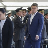 Milanović na promociji polaznika vojnih škola