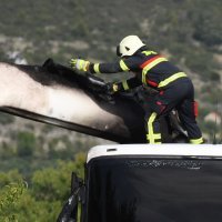 Izbio požar na autobusu Autotransporta Šibenik