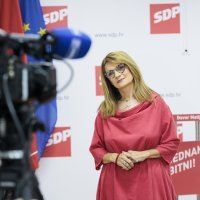 Stožer SDP-a Split pred objavu prvih rezultata