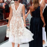 Vjenčanje Alana Howarda i Caroline Byron