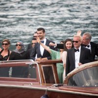 Vjenčanje Alana Howarda i Caroline Byron