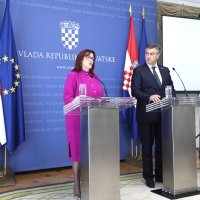 Predsjednik Vlade Andrej Plenkovic primio je u Banskim dvorim potpredsjednicu Europske komisije Dubravku Suicu u povodu isplate prve rate sredstava iz Europske unije za provedbu Nacionalnog plana oporavka i otpornosti.