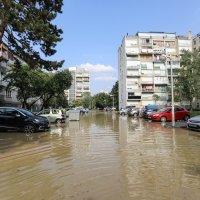 Pukla vodovodna cijev u Gajnicama