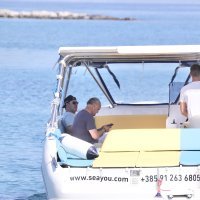 Kevin Spacey u društvu Jakova Sedlara