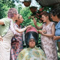 Film Nosila je rubac črleni