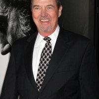 Gregory Itzin