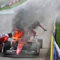 Carlos Sainz, Ferrari, zapaljeni bolid, VN Austrije