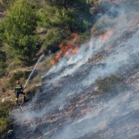 Požar na obroncima Srđa