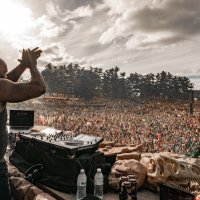 Shaquille O'Neal - DJ Diesel