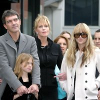 Antonio Banderas, Stella Banderas, Melanie Griffith, Dakota Johnson