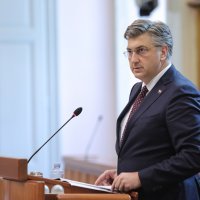 Rasprava u Saboru o opozivu ministra Gordana Grlića Radmana