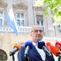 Gordan Grlić Radman