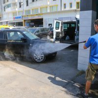 Redukcija vode udarac za autopraonice