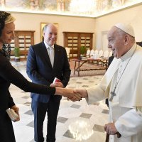 Princ Albert i princeza Charlene u Vatikanu
