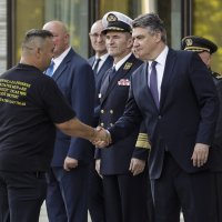 Zoran Milanović dodijelio počasne činove i odlikovanja braniteljima