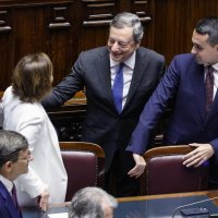 Mario Draghi predao ostavku