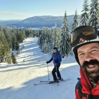 Josip Lukačević Lux, Thrillseeker