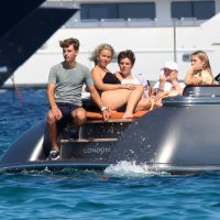 Cruz Beckham s djevojkom