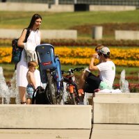 Građani na razne načine pronalaze spas od velikih vrućina