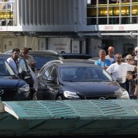 Zbog gužva u makarskom trajektnom pristaništu uvedene dodatne linije