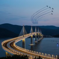 Krila Oluje iznad Pelješkog mosta