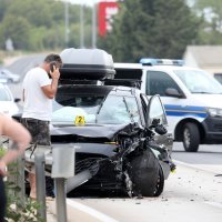 Zbog teške prometne nesreće zatvorena Jadranska magistrala kod Vodica, poginuo motociklist
