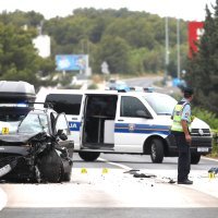 Zbog teške prometne nesreće zatvorena Jadranska magistrala kod Vodica, poginuo motociklist