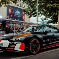 Audi se udružio s Netflixom na filmu 'Sivi čovjek'