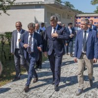 Premijer Plenković u društvu gradonačelnika Buzeta Damira Kajina obišao je Istarski vodovod