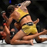 Julianna Pena i Amanda Nunes