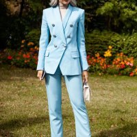 Cerulean plava u stajlinzima street style zvijezdi