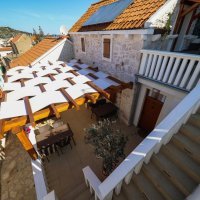 Apartmani Dvor Betina