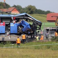 Izvlačenje autobusa na A4