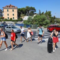 Gužve u Trajektnoj luci Split u jeku turističke sezone